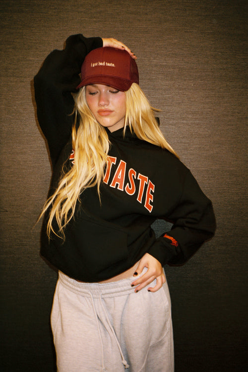 bad taste Hat